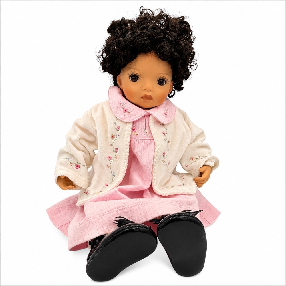 Madame Alexander 20" Soft Body Doll c.2004 Brunette Sleep Eyes Carter's Outfit